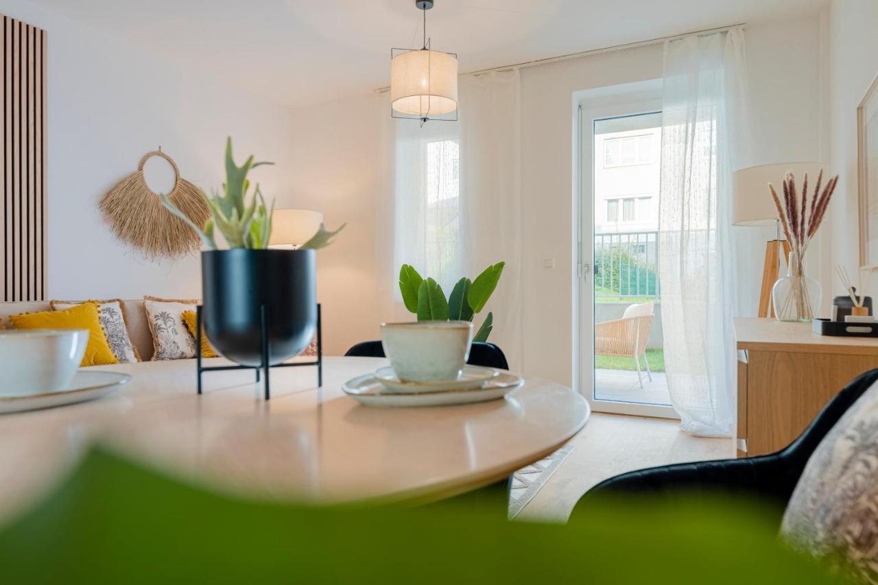 Garden.Lounge Krems Am Steinertor Appartement Buitenkant foto